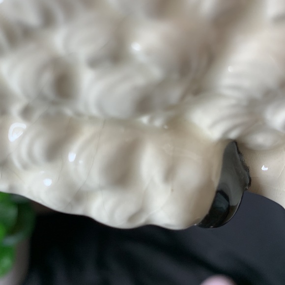 Super cute handmade ceramic Easter lamb and egg - Picture 10 of 12